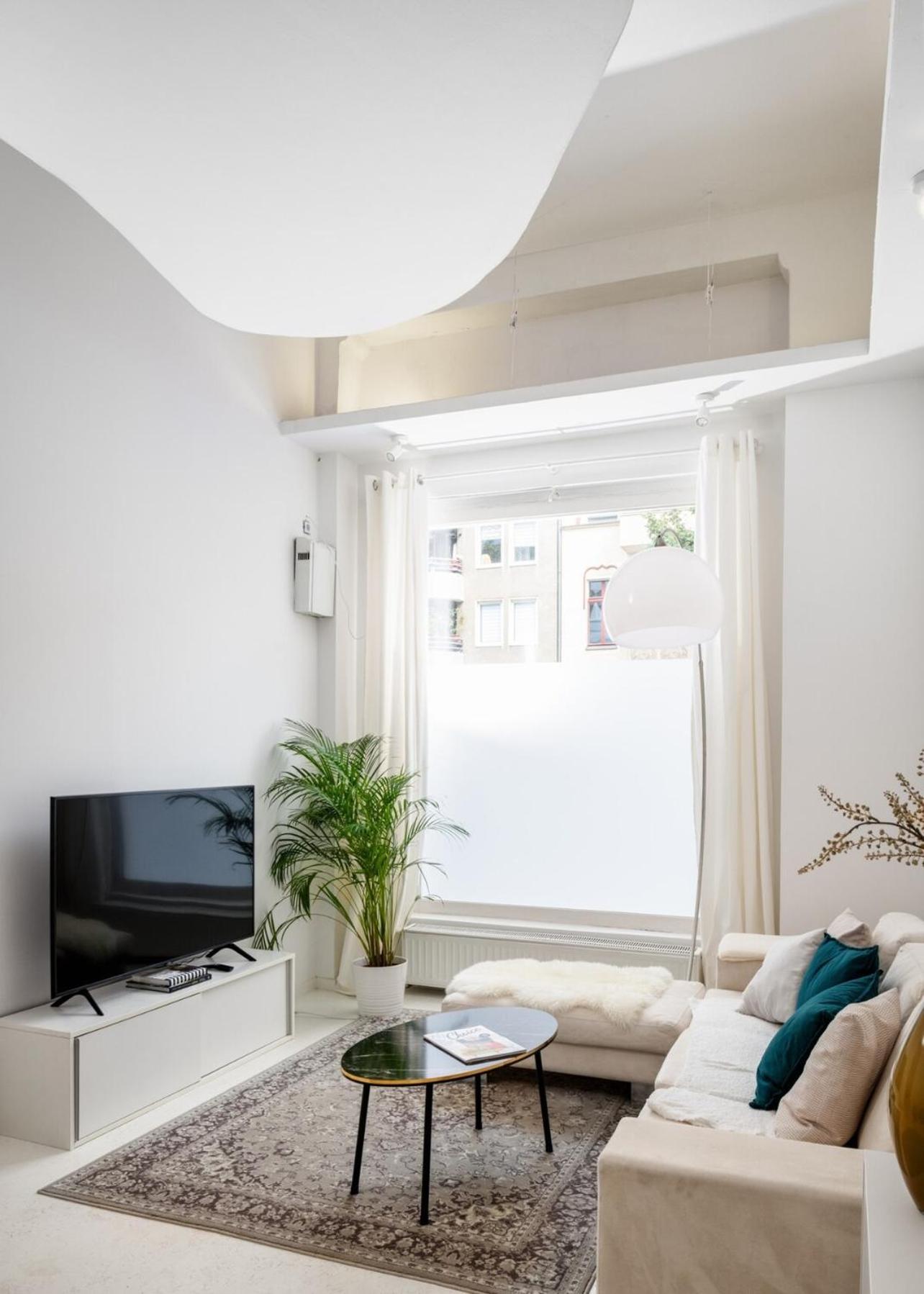 Central Home With Fireplace Near Underground Berlim Exterior foto